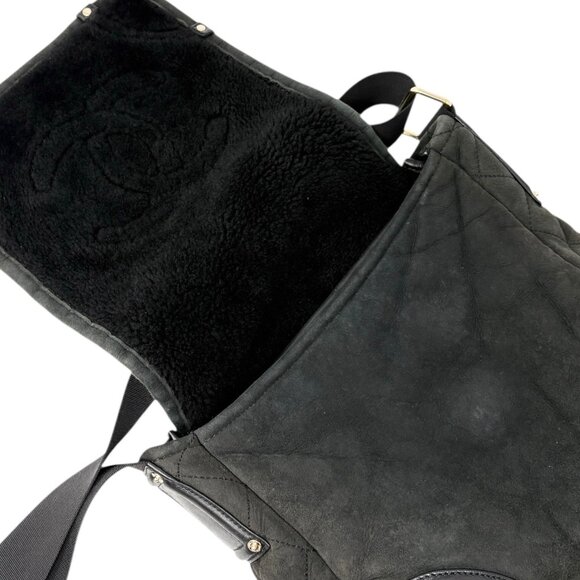 CHANEL Vintage 2006 CC Logo Shearling Messenger Crossbody Bag Black Mouton [1062 - Picture 12 of 15